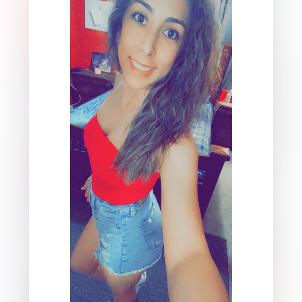 💕Live Show Notification! Please like! 🥰